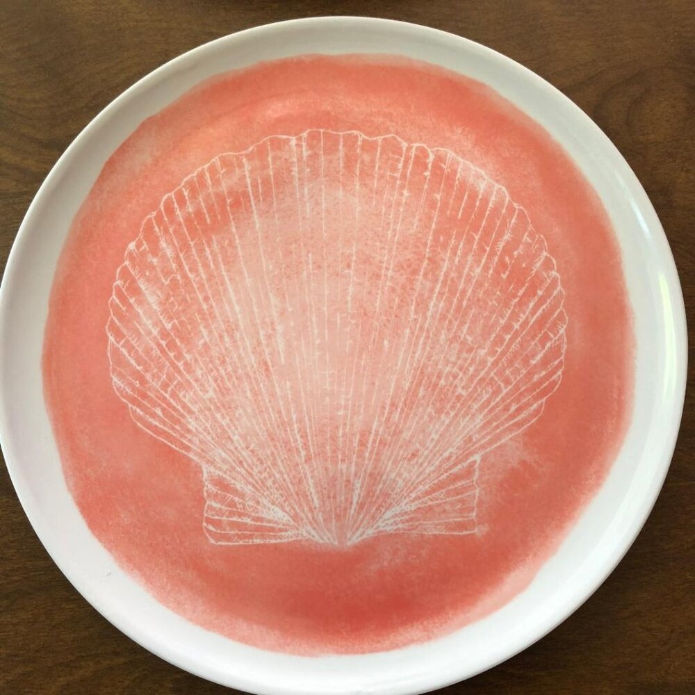 10 White 11"melamine dinner plates w/Seashell print on Pale Salmon, background